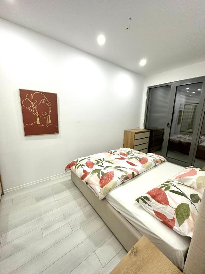 Lake Escape - Home 1 Tirana Bagian luar foto